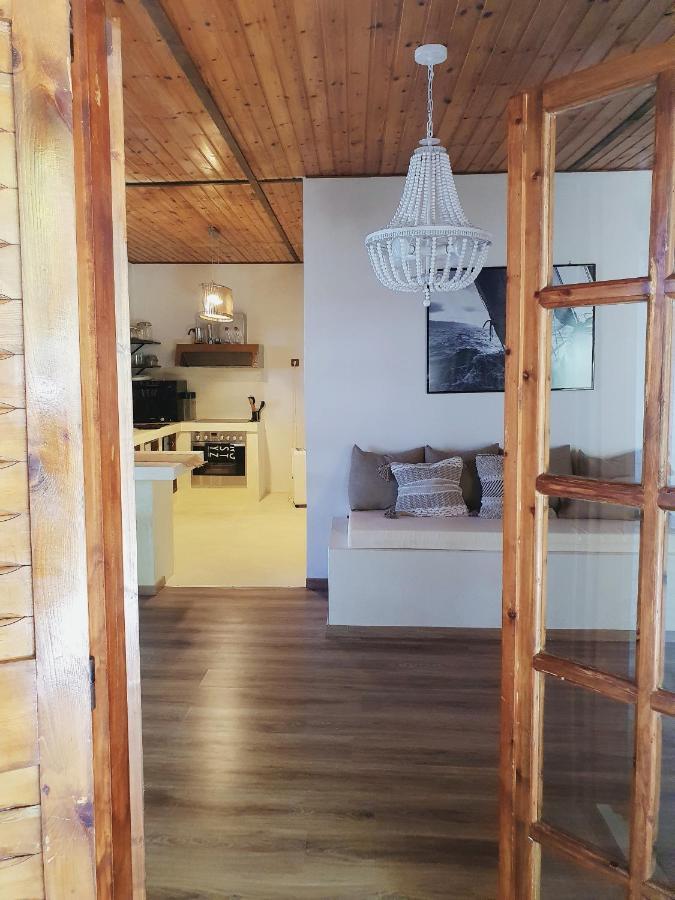 Villa Al-Ari Diakopto Eksteriør billede